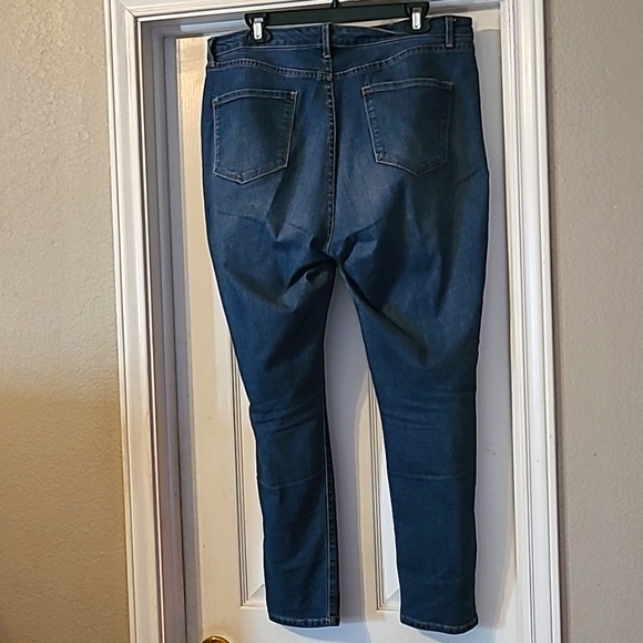 Women's jeans - Picture 2 of 6